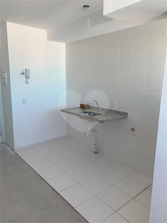 Apartamento à venda com 1 quarto em Botujuru, Mogi das Cruzes, SP
