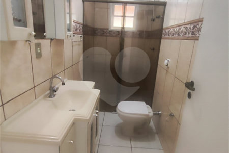 Casa à venda com 4 quartos, sendo 1 suíte, em Ivoturucaia, Jundiaí, SP