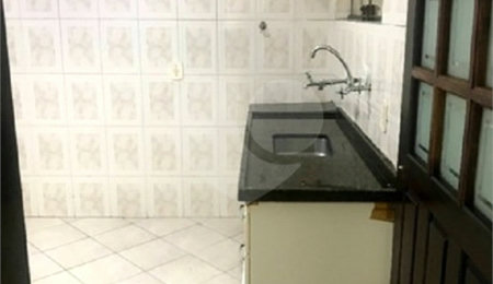 Casa à venda com 3 quartos, sendo 1 suíte,  no condomínio Residencial Means do Campo, São Paulo - SP