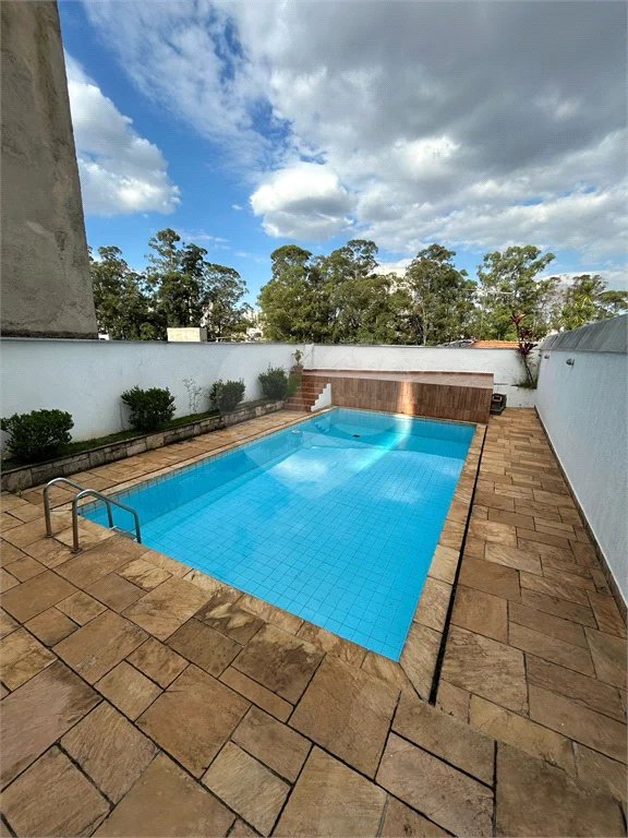 Sobrado à venda com 3 quartos, sendo 1 suíte, em Jardim São Paulo(zona Norte), São Paulo, SP