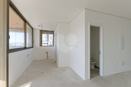 Apartamento à venda com 3 quartos, sendo 2 suítes, em Itaim Bibi, São Paulo, SP