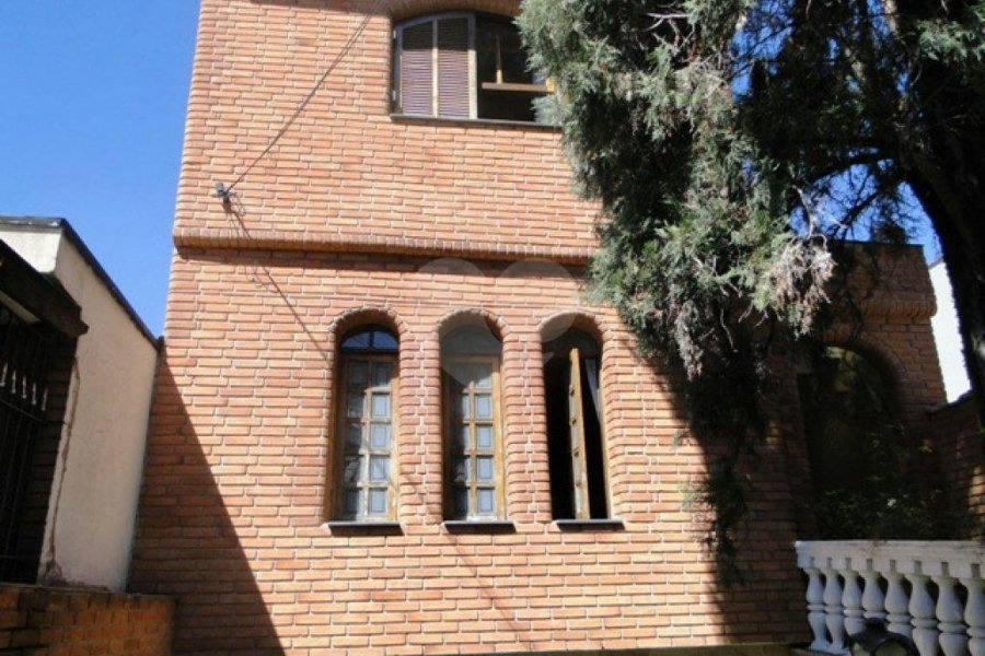 Sobrado à venda com 3 quartos, sendo 1 suíte,  em Vila Gustavo, São Paulo, SP