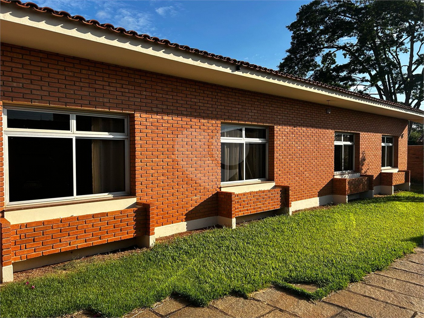 Casa à venda com 4 quartos, sendo 2 suítes, em Vila Aparecida, Itapetininga, SP