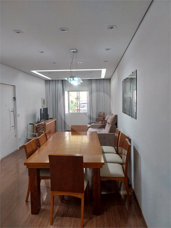 Casa à venda com 3 quartos, sendo 1 suíte, no condomínio Villagio Esperanza, Guarulhos - SP