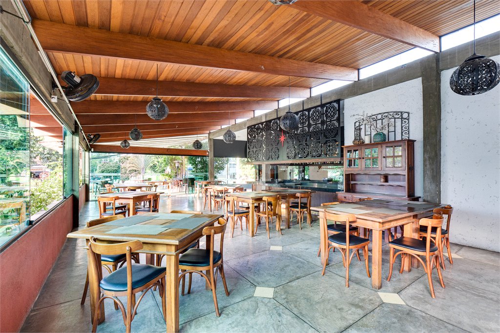 Casa à venda com 4 quartos em Chácara Santo Antônio, São Paulo, SP