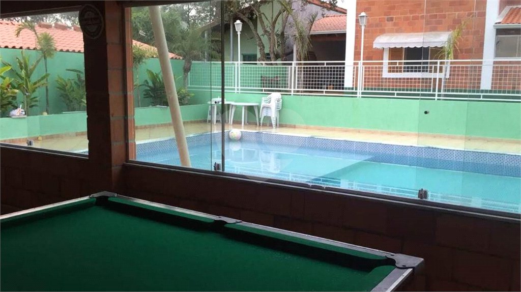 Chácara à venda com 3 quartos, sendo 1 suíte, no Centro, Araçoiaba da Serra, SP