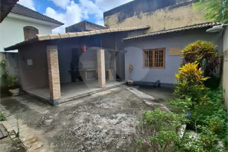 Casa Térrea à venda com 3 quartos, sendo 1 suíte, em Campo Grande, Rio de Janeiro, RJ