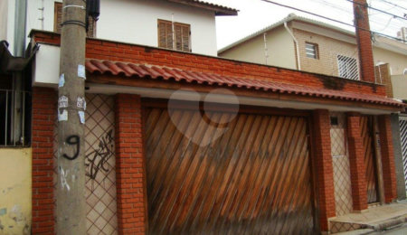 Sobrado à venda com 4 quartos, sendo 2 suítes,  em Santana, São Paulo, SP