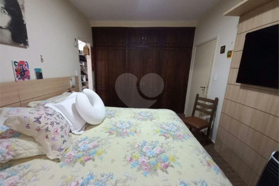 Casa à venda com 3 quartos, sendo 2 suítes, em Jardim Oriental, São Paulo, SP