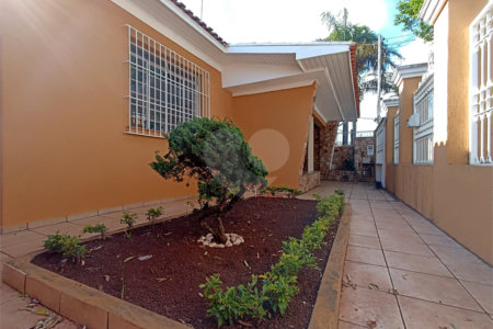 Casa à venda com 3 quartos, sendo 2 suítes,  no Centro, Itapetininga, SP