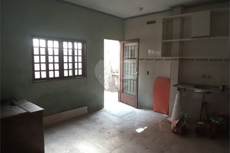 Sobrado à venda com 4 quartos, sendo 2 suítes,  em Instituto de Previdência, São Paulo, SP