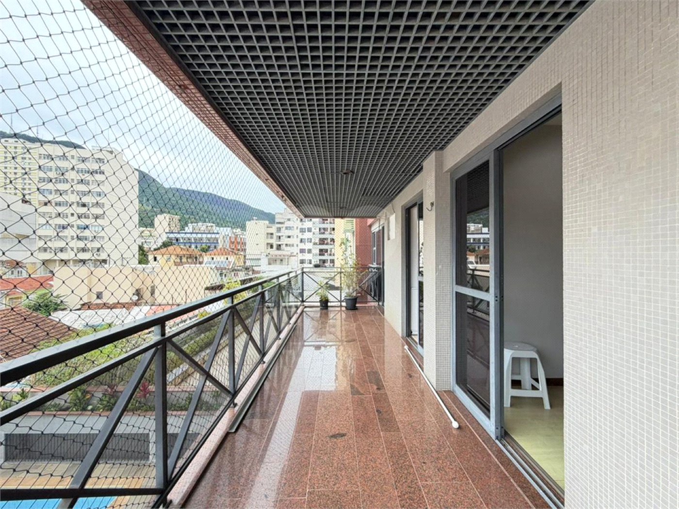 Apartamento à venda com 4 quartos, sendo 1 suíte,  em Tijuca, Rio de Janeiro, RJ