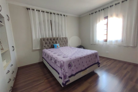 Sobrado à venda com 4 quartos, sendo 2 suítes, em Pedreira, São Paulo, SP