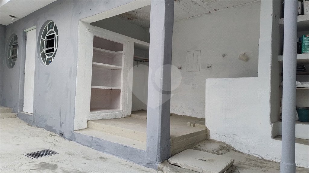Casa à venda com 5 quartos, sendo 2 suítes,  em Jardim Santa Carolina, Mogi das Cruzes, SP