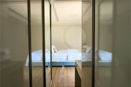 Casa à venda com 3 quartos, sendo 2 suítes, no condomínio Jardim Residencial Dona Maria José, Indaiatuba - SP