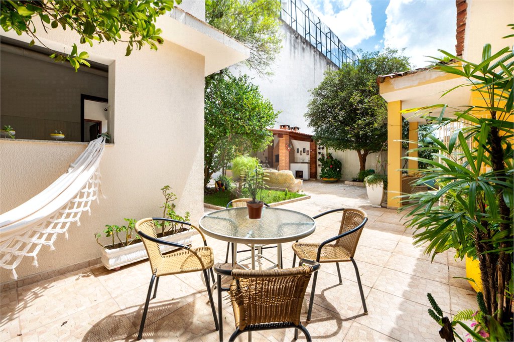 Casa Térrea à venda com 4 quartos, sendo 1 suíte, em Jardim Marajoara, São Paulo, SP