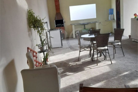 Casa à venda com 2 quartos, sendo 1 suíte,  em Jardim Maria Eugênia, Sorocaba, SP