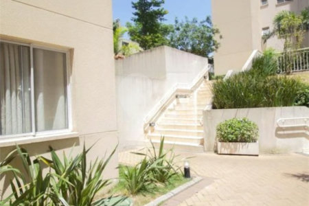 Apartamento à venda com 2 quartos em Vila Zat, São Paulo, SP