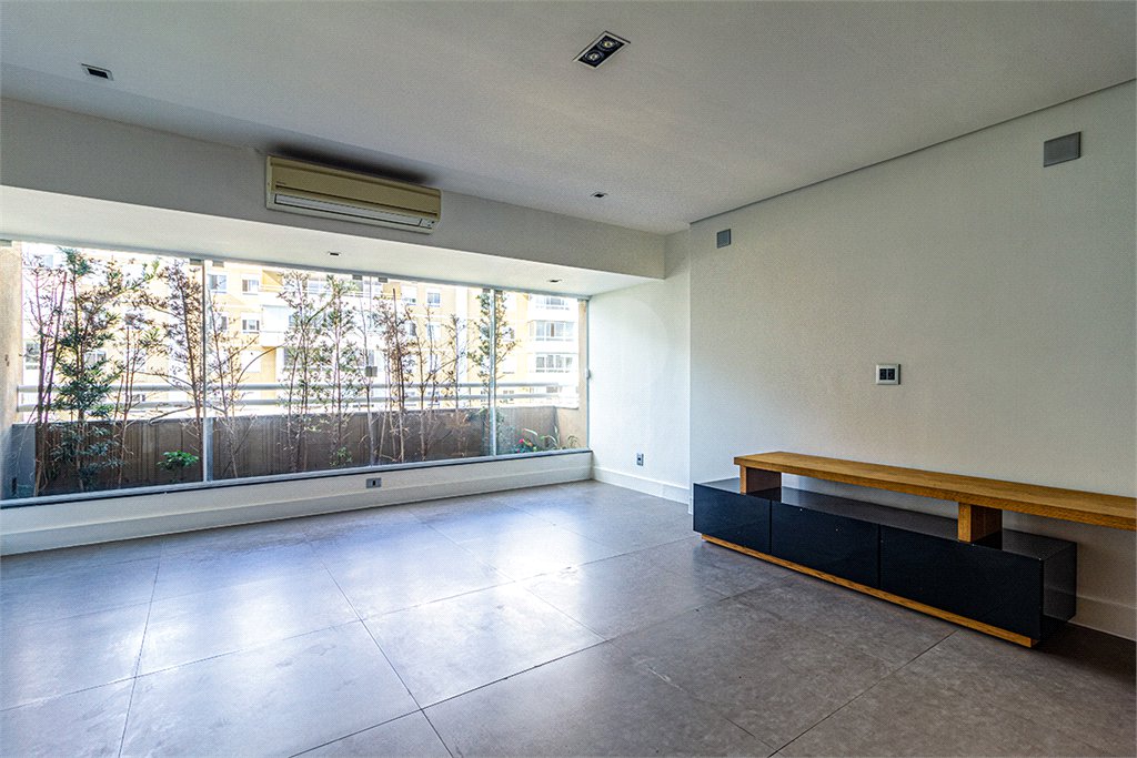 Cobertura para alugar com 3 suítes em Paraíso do Morumbi, São Paulo, SP
