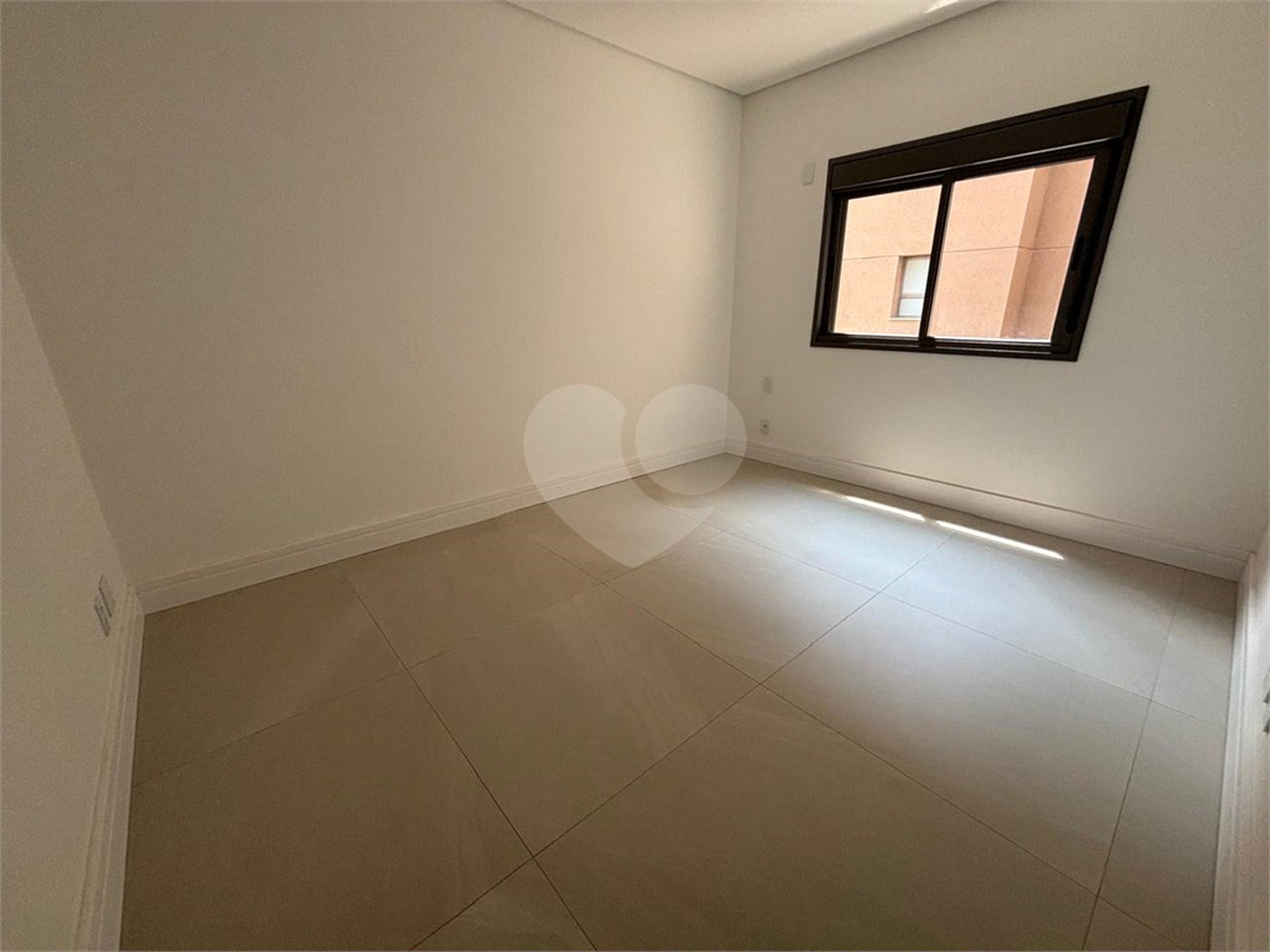 Apartamento à venda com 4 suítes em Jardim Ilhas do Sul, Ribeirão Preto, SP