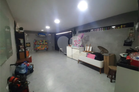 Casa Térrea à venda com 3 quartos, sendo 1 suíte, no Centro, Vinhedo, SP