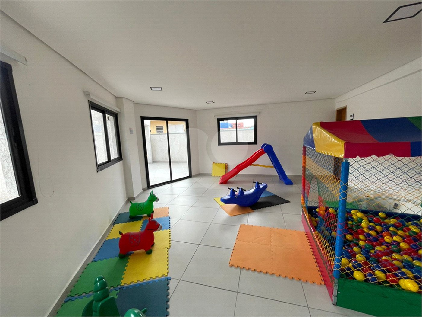 Apartamento à venda com 2 quartos em Vila Guilhermina, São Paulo, SP
