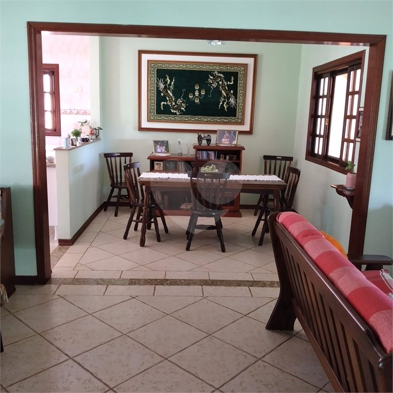 Chácara à venda com 4 quartos, sendo 1 suíte,  em Vila Dom Pedro, Atibaia, SP