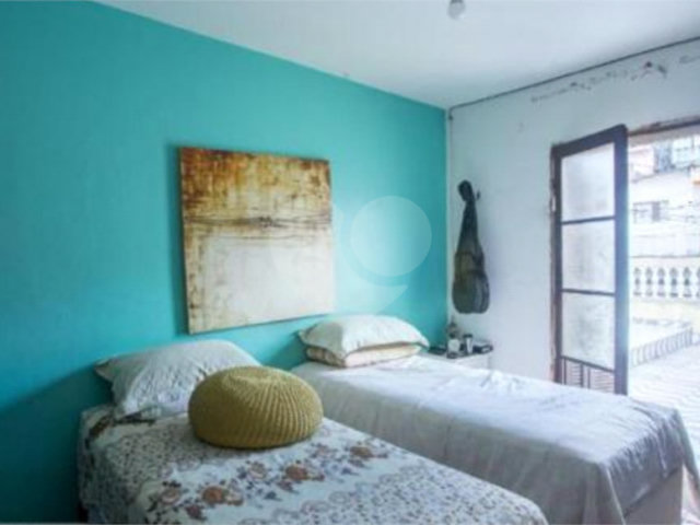 Sobrado à venda com 3 quartos, sendo 1 suíte,  em Imirim, São Paulo, SP