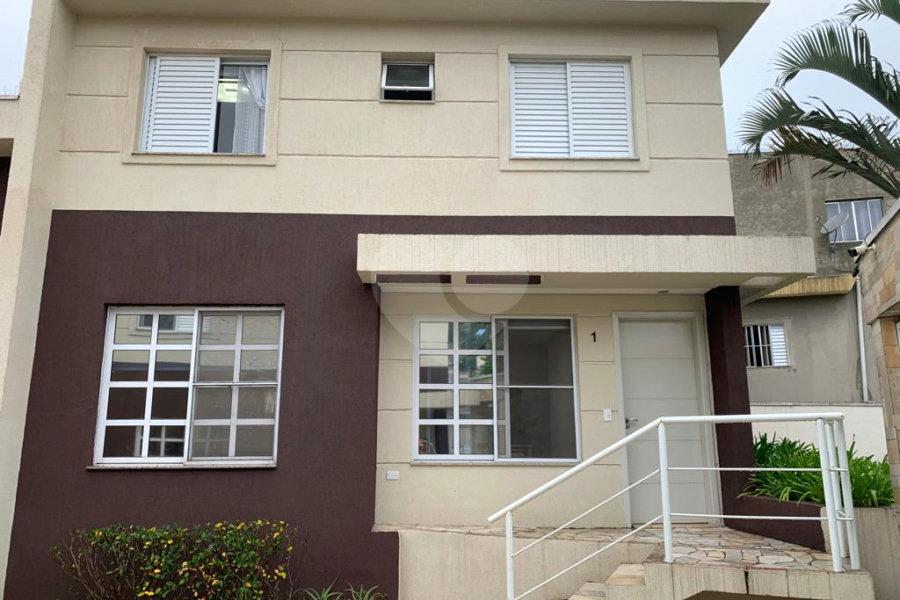 Casa à venda com 3 quartos, sendo 1 suíte, em Jabaquara, São Paulo, SP