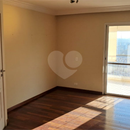 Apartamento à venda com 4 quartos, sendo 2 suítes, em Jardim Marajoara, São Paulo, SP
