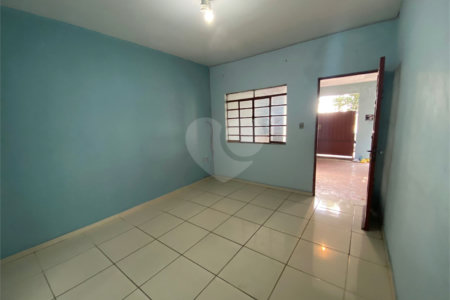 Casa à venda com 2 quartos em Jardim Elizabeth, Salto, SP