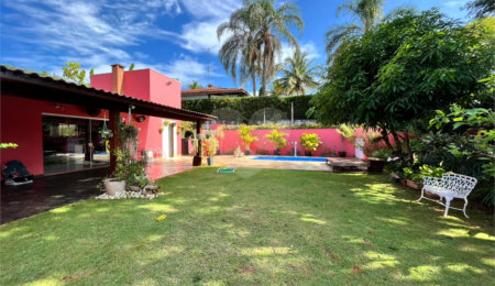 Casa à venda com 3 quartos, sendo 1 suíte,  no condomínio Portal do Sabiá, Araçoiaba da Serra - SP