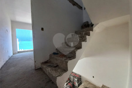 Sobrado à venda com 3 suítes em Vila Nova Mazzei, São Paulo, SP
