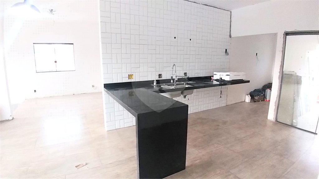 Sobrado à venda com 4 quartos, sendo 3 suítes, em Condomínio Residencial Shamballa Iii, Atibaia, SP