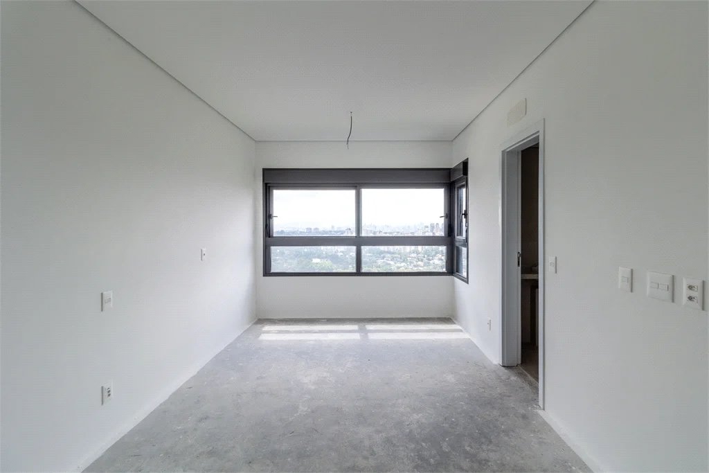 Apartamento à venda ou para alugar com 4 quartos, sendo 3 suítes,  em Jardim Morumbi, São Paulo, SP