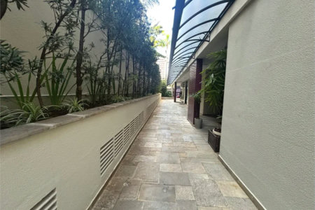 Apartamento à venda com 4 quartos, sendo 2 suítes,  em Pinheiros, São Paulo, SP