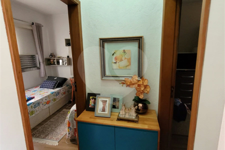Sobrado à venda com 2 quartos em Vila Nivi, São Paulo, SP