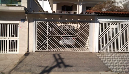 Casa à venda com 3 quartos, sendo 1 suíte, em Jardim Bonfiglioli, São Paulo, SP