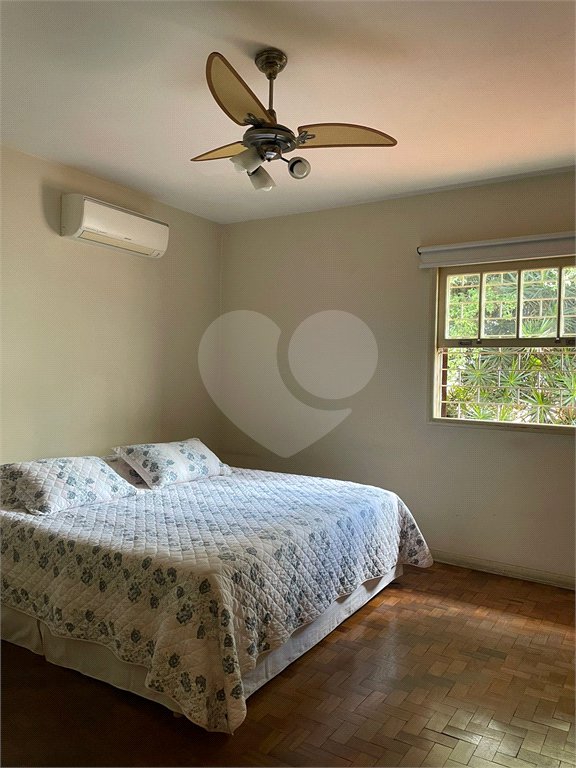 Sobrado à venda com 5 quartos, sendo 2 suítes, em Vila Cordeiro, São Paulo, SP