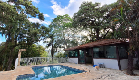 Casa à venda com 4 quartos, sendo 2 suítes,  em Roseira, Mairiporã, SP