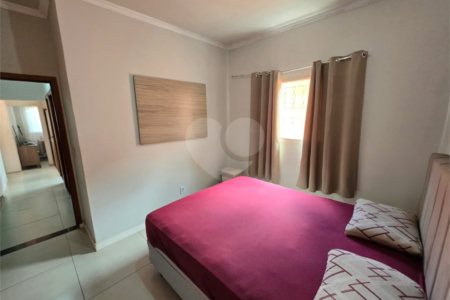 Casa à venda com 2 quartos em Vila Carvalho, Itapetininga, SP