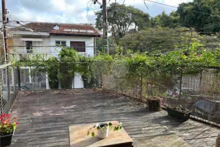 Casa de Vila à venda com 5 quartos, sendo 3 suítes,  em Jardim Hípico, São Paulo, SP
