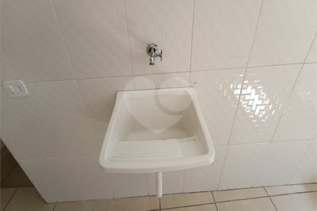 Casa para alugar com 1 quarto no condomínio Cond R Claudio Rodrigues Lopes, São Paulo - SP