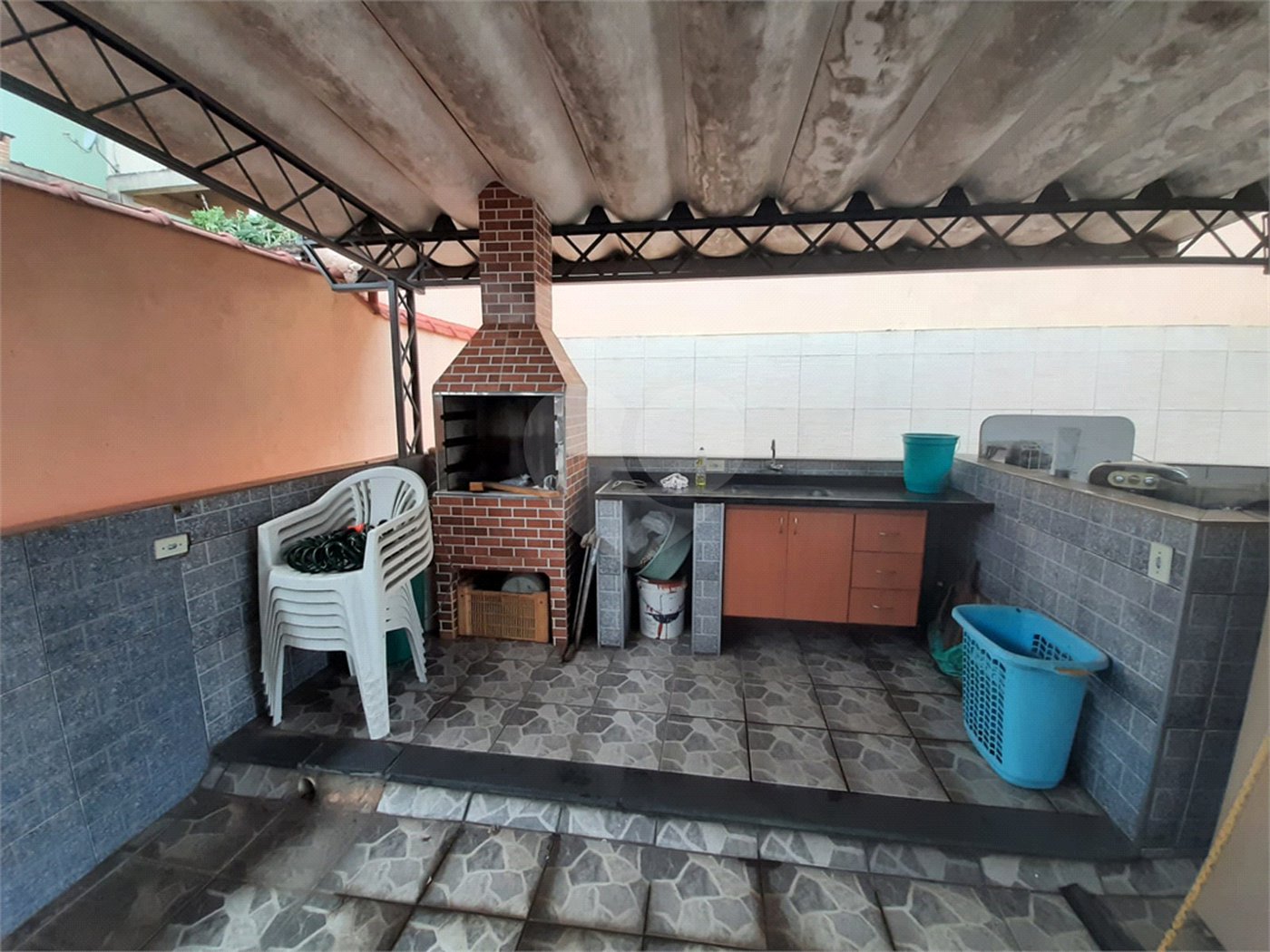 Sobrado à venda com 3 quartos, sendo 1 suíte, em Jardim Peri, São Paulo, SP