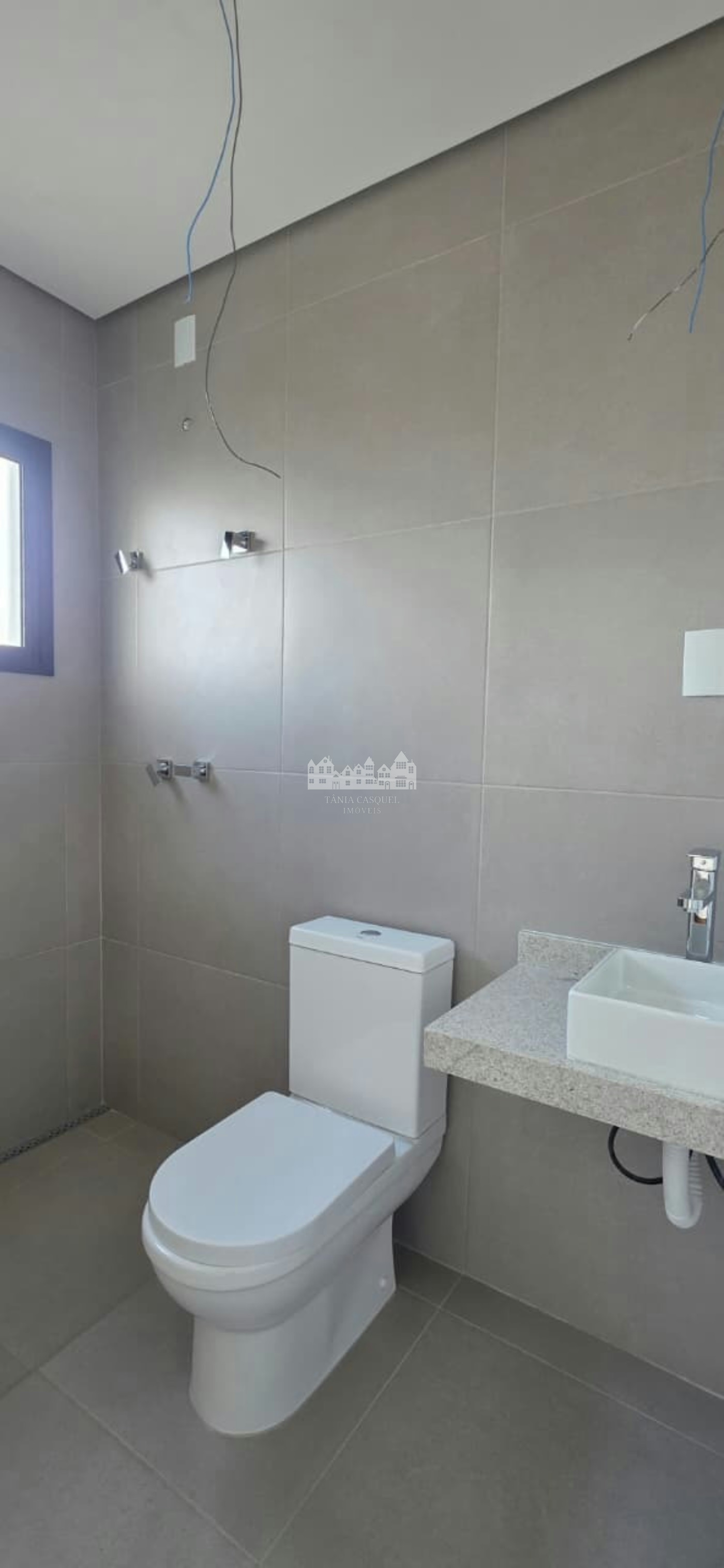Casa à venda com 3 suítes em Loteamento Greenfield, Atibaia, SP