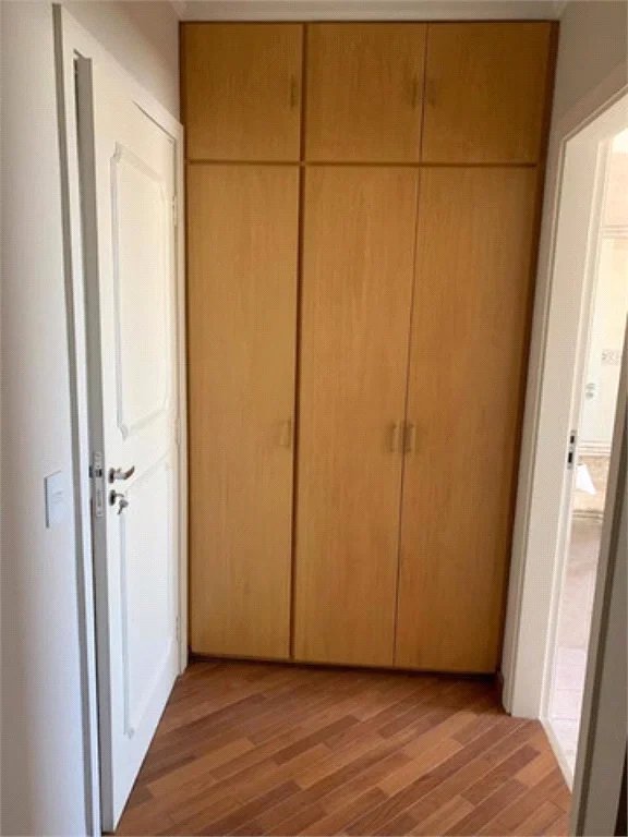 Apartamento à venda com 3 suítes em Vila Suzana, São Paulo, SP