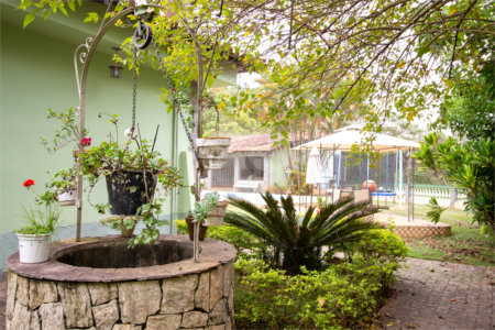Casa à venda ou para alugar com 5 quartos, sendo 2 suítes, no condomínio Restinga Verde, São Roque - SP