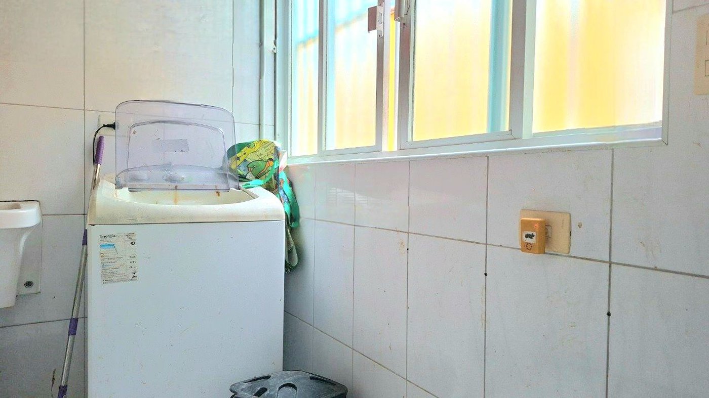 Casa com 3 dormitórios à venda, 182 m² por R$ 1.390.000,00 - Campo Grande - Santos/SP