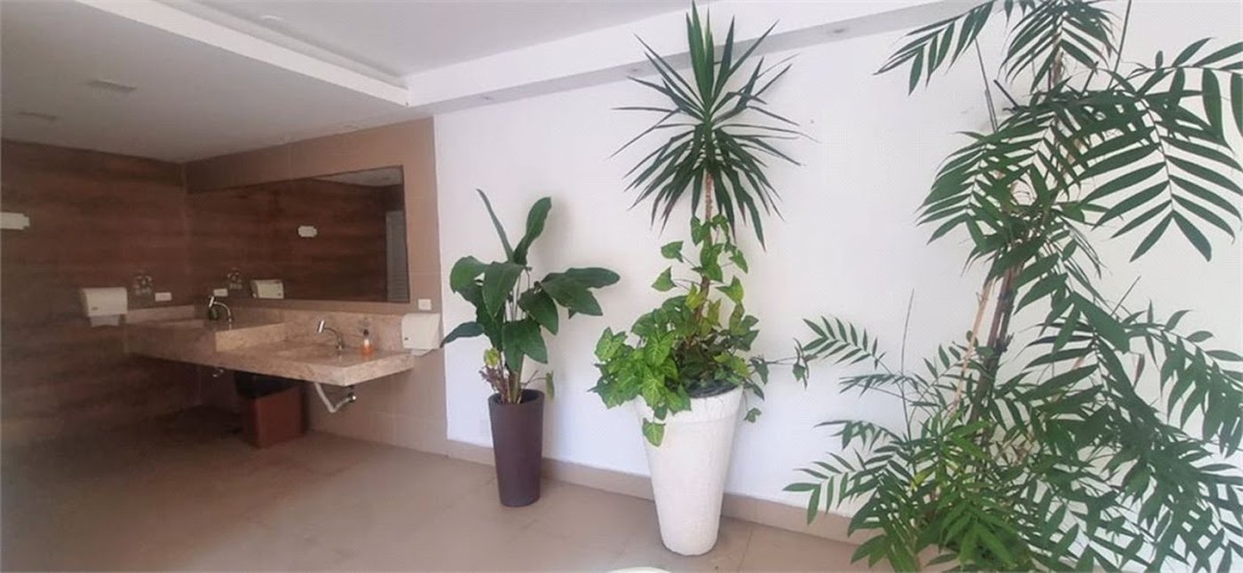 Apartamento porteira fechada com vista para o mar e lazer completo em Pitangueiras – Guarujá