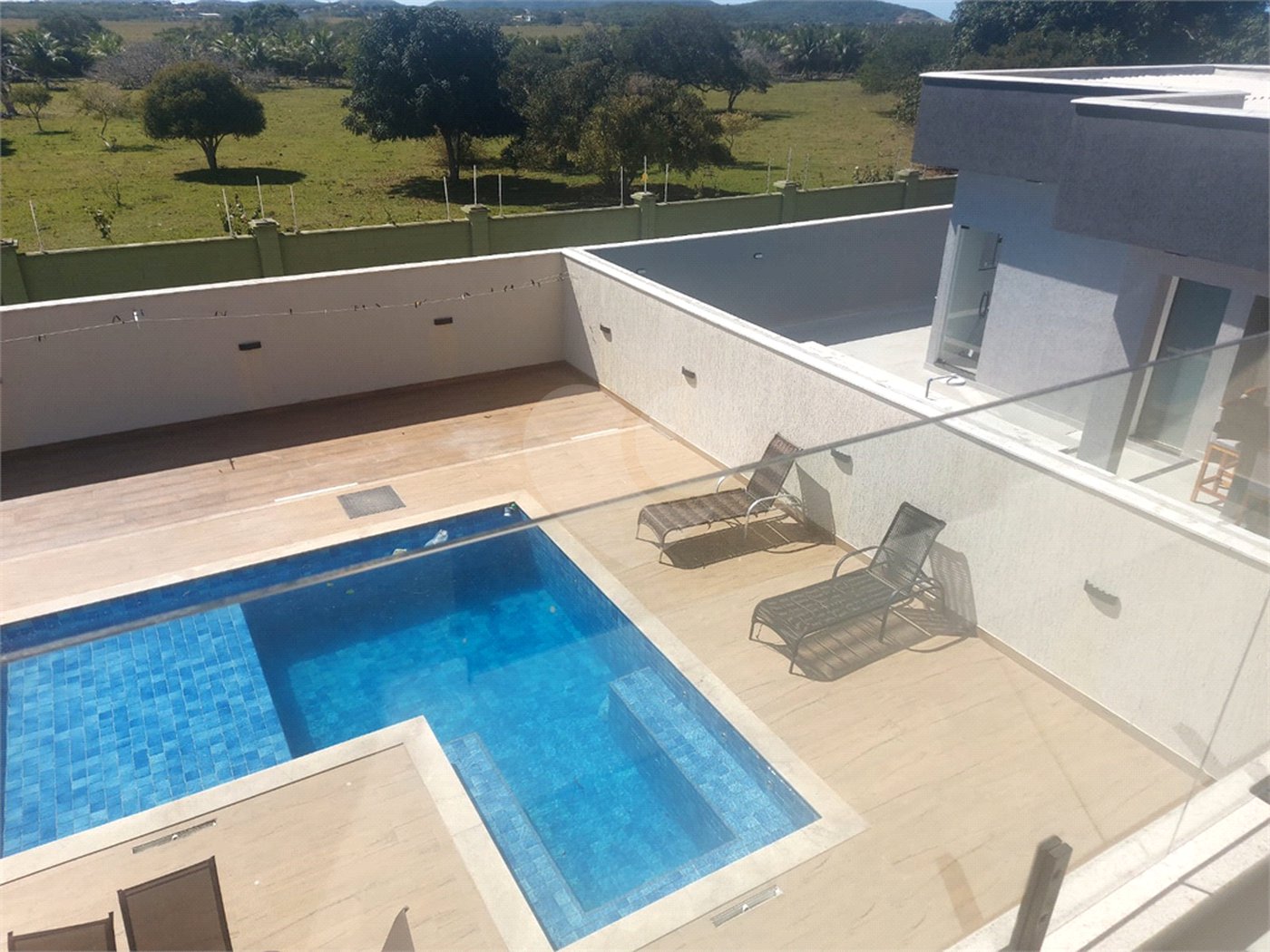 Casa à venda com 4 quartos, sendo 3 suítes, em Ogiva, Cabo Frio, RJ